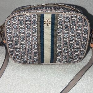 Tory Burch Gemini link canvas crossbody